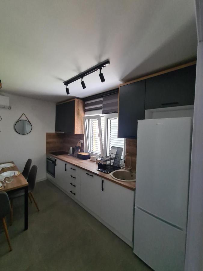 Apartment Nikcevic Tivat Exterior photo